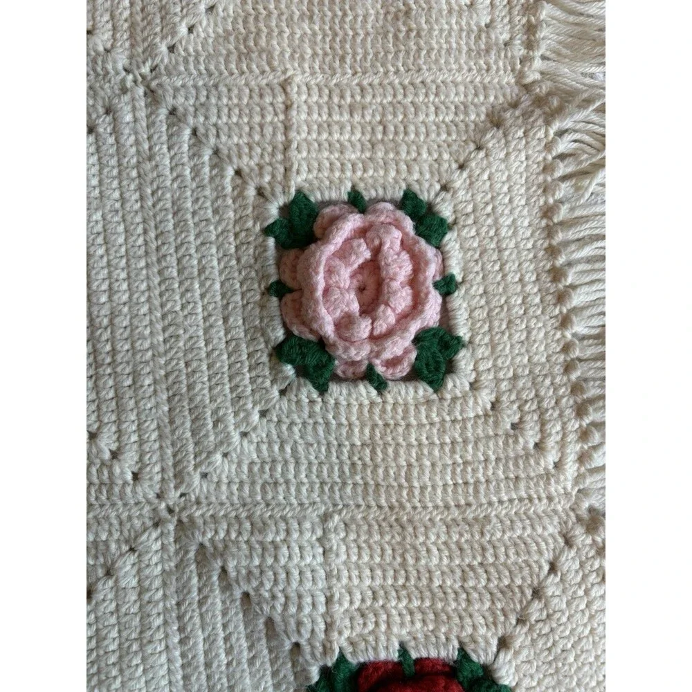 Vintage Hand Crocheted 3D Rose Granny Afghan Throw Blanket w/ Fringe 42